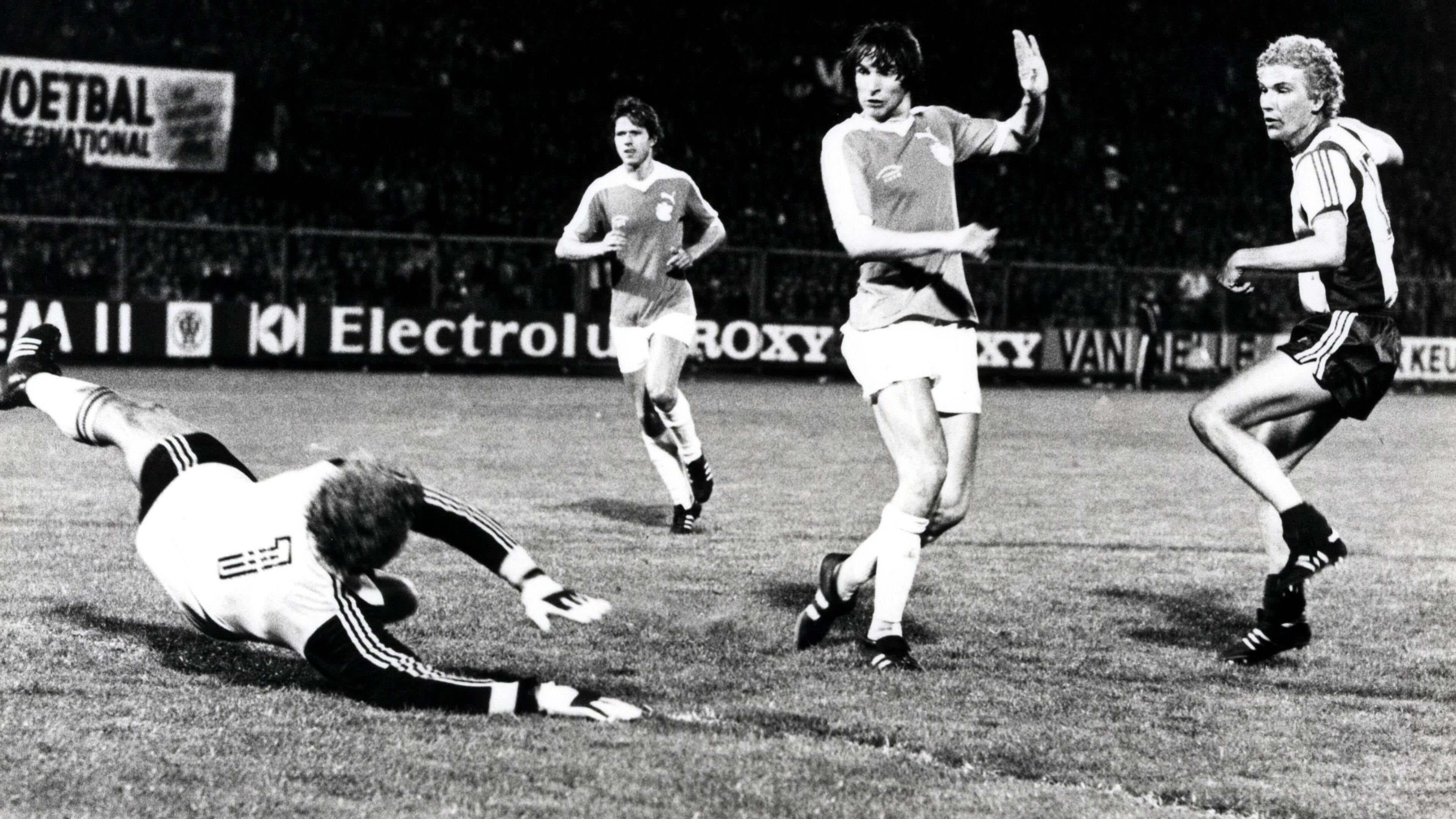 Het Gouden AZ werd geboren met bekerzege op Ajax: ’We gingen met het mes in de bek het veld in’